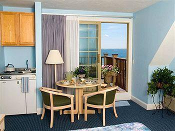 Seaside Inn Фолмут Экстерьер фото
